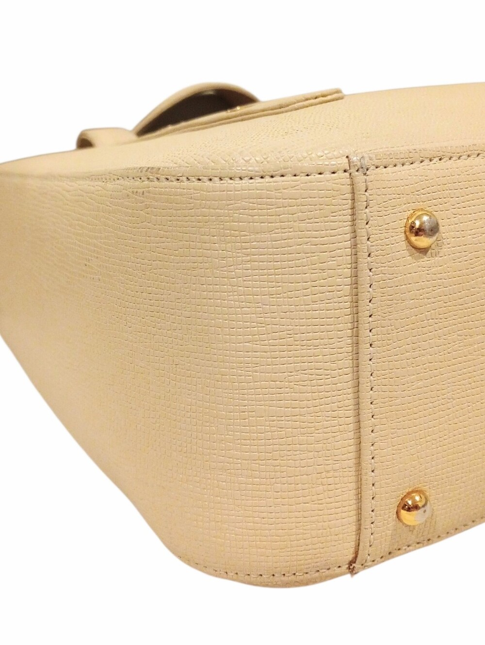 MCM Munich (München) Studded Structured Leather Tote Bag - Picture 8 of 15